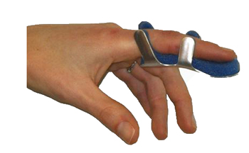 STECCA PER FRATTURA DITA A RANETTA FARMASPLINT MISURA PICCOLA IN ALLUMINIO MODELLABILE CON IMBOTTITURA IN SPUGNA POLIURETANICA ANTIALLERGICA RADIOTRASPARENTE 8 CM 1 PEZZO - Farmapre