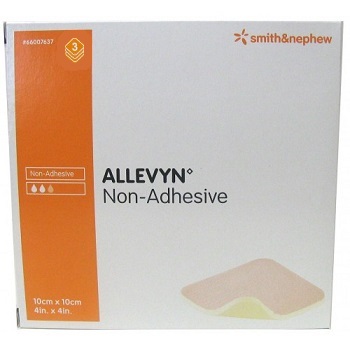 MEDICAZIONE IDROCELLULARE STERILE ALTAMENTE ASSORBENTE NON ADESIVA IN SCHIUMA DI POLIURETANO 10X10CM 3 PEZZI - Farmapre