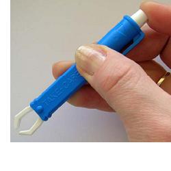 PINZETTA TOGLI ZECCHE IN PLASTICA BLISTER SINGOLO - Farmapre